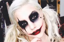 Video: Hot girl lột xác với màn make up ma quái cho dịp Halloween