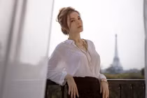 Người mệnh thổ chọn đúng nghề này, cả đời quý nhân phù hộ