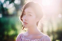 Đàn bà khôn ngoan luôn biết lúc nào mình nên ngây dại