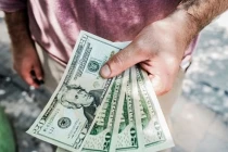 Kiếm nhiều tiền nhưng vẫn không dư dả: Bạn có đang mắc phải sai lầm này?