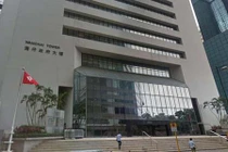 Sinh vật trong suốt dạt vào bờ biển Philippines