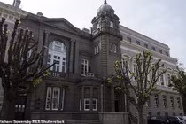 Mang thai 2 tuần mới biết mình bị cưỡng hiếp