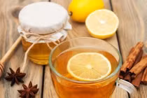 3 khung giờ uống nước mật ong ấm tốt cho sức khỏe