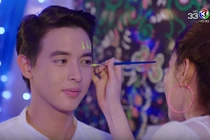 Đau đớn nhìn thấy hình xăm quen trên lưng vợ đêm tân hôn