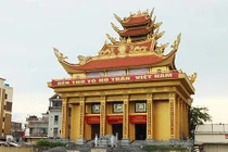 Khám phá "kim tự tháp" khổng lồ giữa "làng tỷ phú" quê lúa