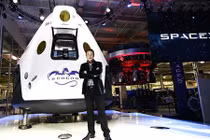 "Lẽ ra chúng ta đã xây dựng được căn cứ mặt trăng"