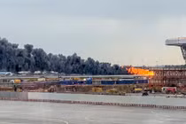 Video: Hành khách ngồi trong máy bay Nga quay cảnh bốc cháy ngùn ngụt