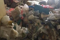 Sự thật kinh hoàng phía trong căn phòng của cô gái trẻ