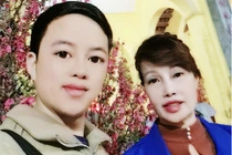 Cô dâu Thu Sao khoe ảnh đón Tết