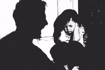 Đến nhà ông nội, bé gái 6 tuổi bị chú ruột xâm hại