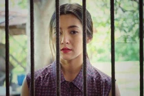 Tôi sửng sốt khi thấy mẹ òa khóc rồi nói một câu kinh thiên động địa