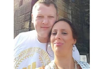 Người đàn ông hốt hoảng phát hiện một người bị chôn sống