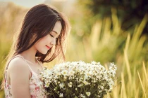 4 cung hoàng đạo sự nghiệp, tình duyên thăng hoa rực rỡ tháng 5/2019