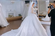 Lê Hà hành động lạ trước đám cưới khiến fan lo lắng