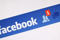 Tuyệt chiêu kết bạn Facebook "thần tốc" trên iPhone