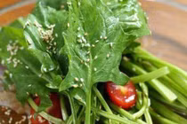 3 nhóm người không nên ăn cải bó xôi theo cách này