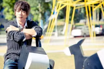 Nam ca sỹ Trung Quốc bị bạn gái cắm sừng, chiếm nhà trăm tỷ