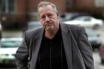 Trúng độc đắc "siêu khủng", thì tai họa dồn dập ập đến