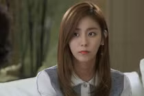 Dâu cả chiếm trọn tiền đền bù đất, dâu thứ nhận được 1 vật khiến cô “lặng người”