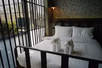 Khách sạn nhà tù độc đáo ở Thái Lan