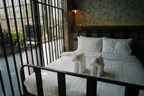 Khách sạn nhà tù độc đáo ở Thái Lan