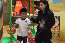 Cha Tạ Đình Phong: "Trương Bá Chi rất tốt với gia đình họ Tạ"