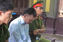 Phá án từ mẫu tóc của nạn nhân