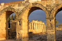 Bí ẩn nghìn năm "Cổng vào địa ngục" ở Thổ Nhĩ Kỳ