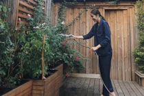 Vườn hoa hồng đẹp như cổ tích của vợ chồng Tăng Thanh Hà