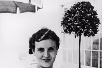 Hé lộ sự thật cực sốc chưa từng biết về vợ Hitler 