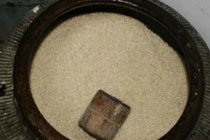 Canh ba: Âm thầm giấu thứ này dưới đáy thùng gạo, gia chủ nhanh chóng giàu