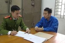 Dùng "clip nóng" tống tiền... người yêu của bạn thân