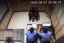 Vợ bầu làm gái mại dâm để trả thù chồng