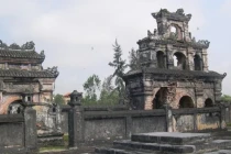 Cuộc đời vị vua bị giam cầm và bỏ đói chỉ sau 3 ngày lên ngôi