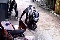 Đi mượn xe nhà người quen, thầy giáo trộm luôn tài sản