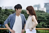 Người vợ bừng tỉnh trước lời nói bỏ lửng của chị hàng xóm