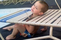 Chết cười với những màn “quậy” của trẻ em