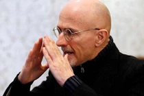 Vì sao ca ghép đầu người đầu tiên diễn ra ở Trung Quốc?