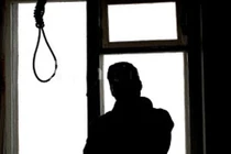 Nghi can hãm hại bé gái treo cổ tự tử