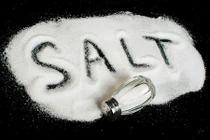 Mẹo tích trữ muối để trong nhà để hút tài lộc