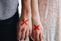 Lãnh 7 năm tù vì quan hệ với... vợ cũ