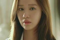 Đêm tân hôn nồng nhiệt của vợ chồng tôi bị phá vỡ bởi mẹ anh ấy 