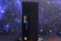 Case máy tính độ phong cách tối giản giá 90 triệu đồng