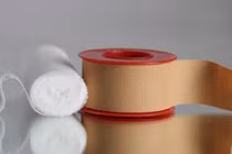 Những thứ bạn cần có trong tủ thuốc tại nhà