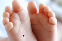 Nốt ruồi ở 3 vị trí này sớm mang mệnh quý nhân