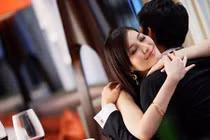 Chồng thay bồ như thay áo nhưng "cao tay" giấu tội