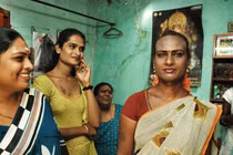 Video: Phụ nữ chuyển giới ở Ấn Độ mưu sinh như thế nào?