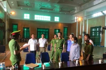 Bắc Ninh: Bí thư chi bộ cùng trưởng thôn bán 58 lô đất trái thẩm quyền