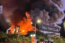 Bar lớn nhất Hải Phòng New MDM Club tan hoang sau vụ cháy lớn