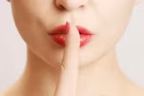 Phụ nữ quản chặt 3 thứ này, con cái càng hưởng nhiều phúc lộc